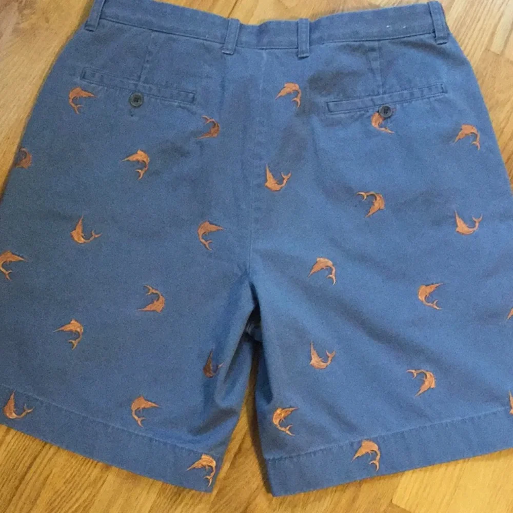 J. CREW Men’s sz 32 Shorts Embroidered Swordfish Flat Front Pockets Blue Orange